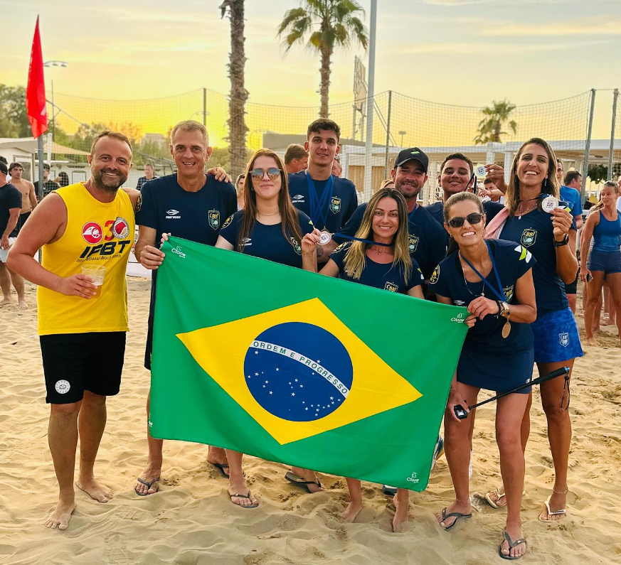 Atletas Mineiros fazendo história mais uma vez no Campeonato Mundial de Beach Tennis da IFBT